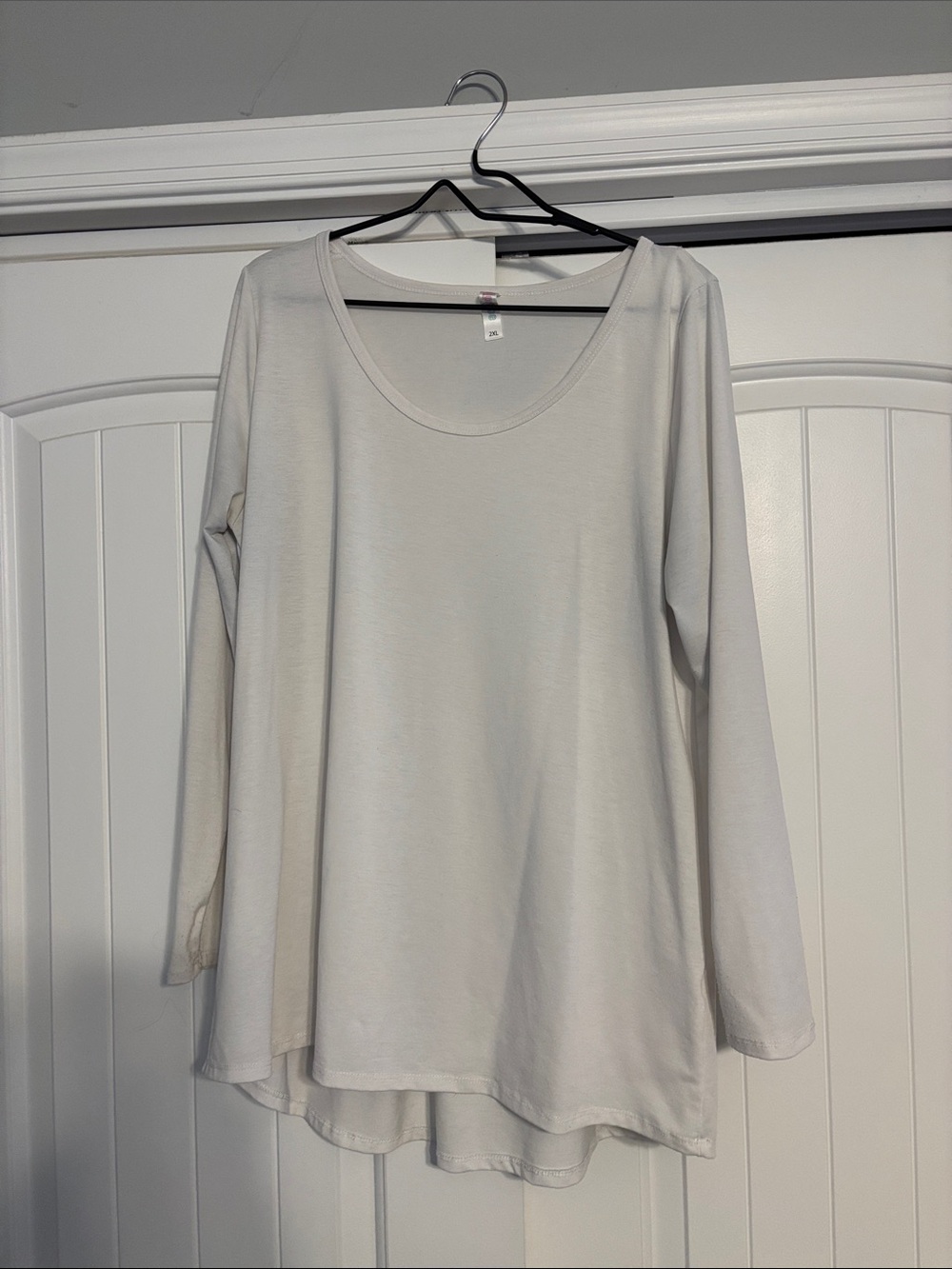 LuLaRoe Long Sleeve Scoop Neck Top - Light Cream